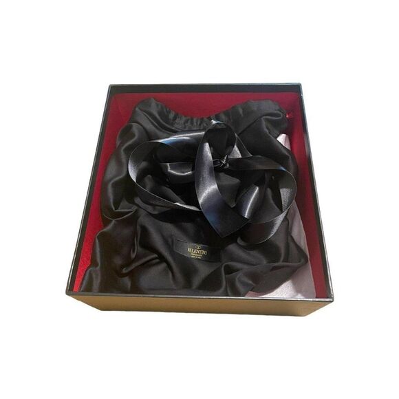 Valentino Alcove Empty Gift Shoe Box Tissue Paper Dust Bag Ribbon 10”x11”x4.5” - Picture 6 of 9